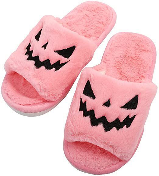 Halloween-Inspired Warm Slippers